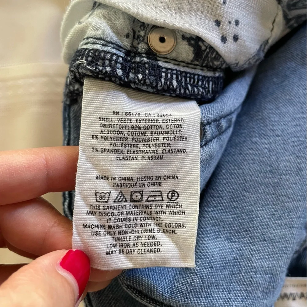 Pilcro High Rise Bootcut Jeans size 25 - Picture 9 of 9